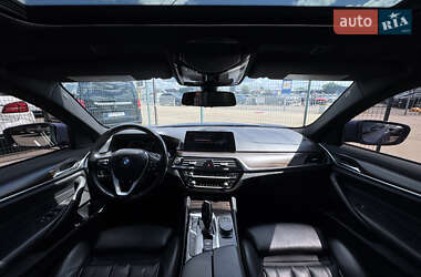 Седан BMW 5 Series 2018 в  фото 46 Седан BMW 5 Series 2018 в