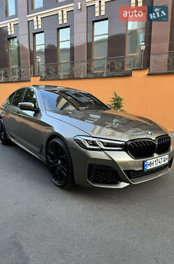 Седан BMW 5 Series 2017 в Киеве