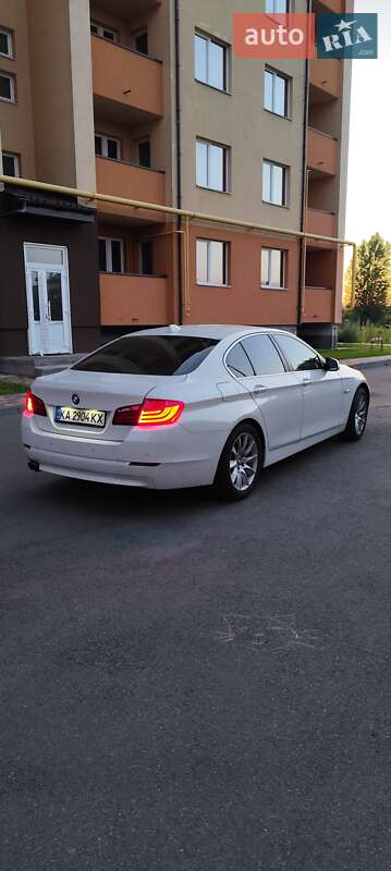 BMW 5 Series 2011