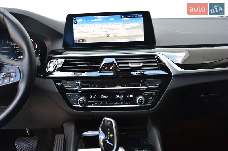 Седан BMW 5 Series 2019 в Киеве