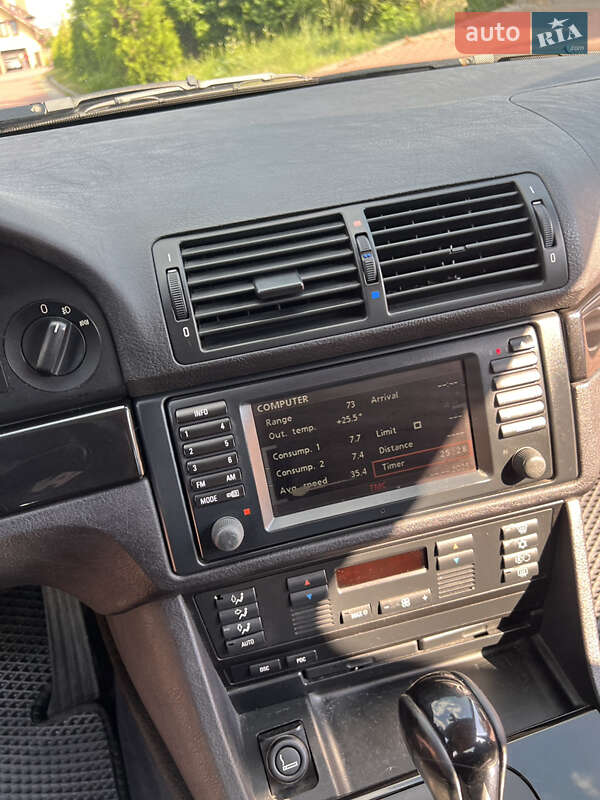 Седан BMW 5 Series 2002 в Чернівцях