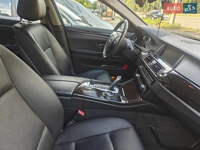 Седан BMW 5 Series 2014 в Києві