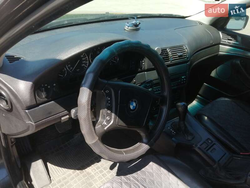 Седан BMW 5 Series 1996 в Виннице