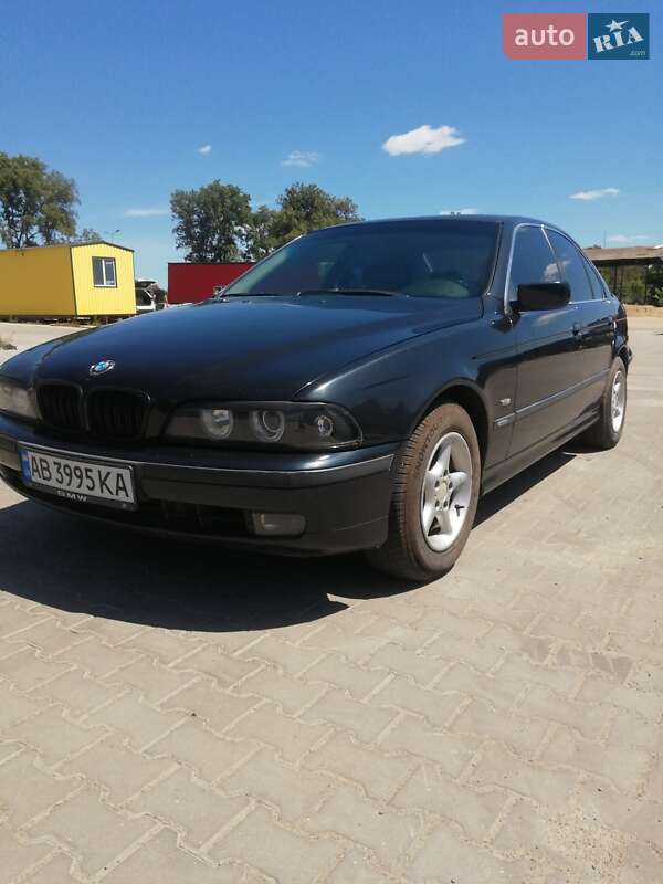 Седан BMW 5 Series 1996 в Виннице