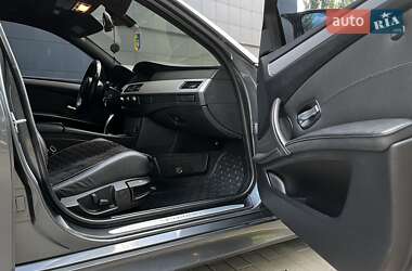 Седан BMW 5 Series 2010 в 