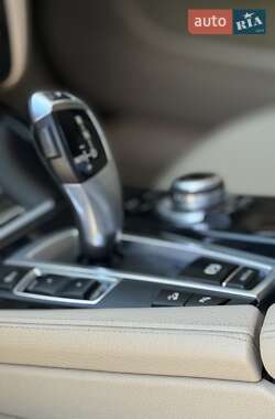 Седан BMW 5 Series 2015 в 