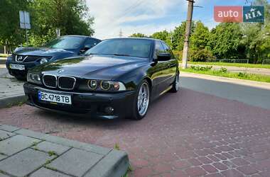 Седан BMW 5 Series 2002 в Львові