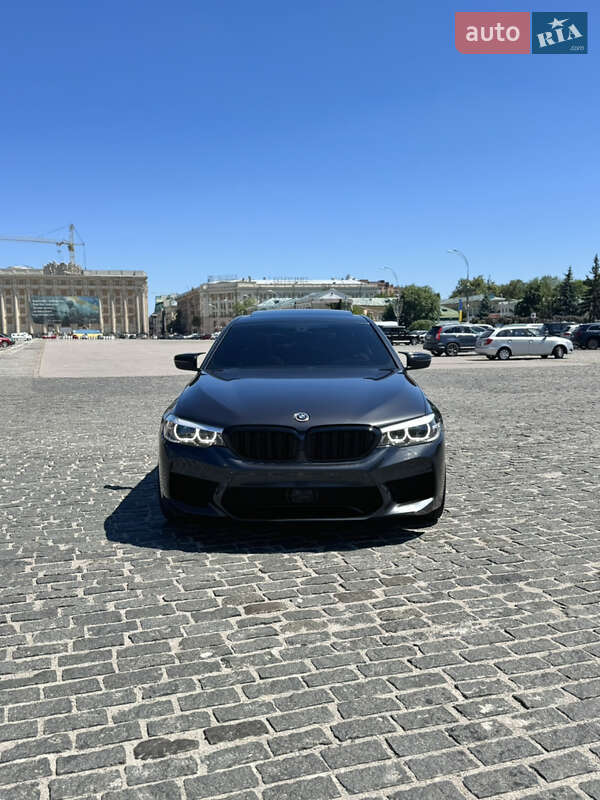 Седан BMW 5 Series 2017 в Києві
