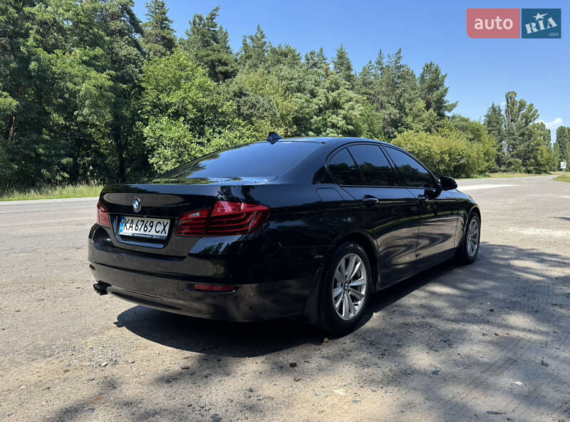 Седан BMW 5 Series 2014 в Кременчуці