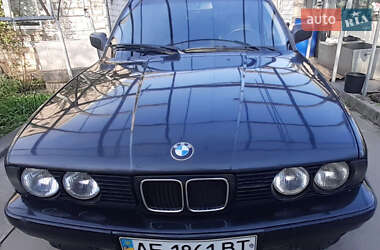 Седан BMW 5 Series 1990 в Криничках