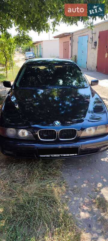 BMW 5 Series 1998