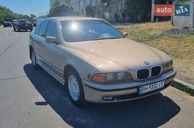 Седан BMW 5 Series 2000 в Одесі