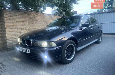 Седан BMW 5 Series 2000 в Житомирі