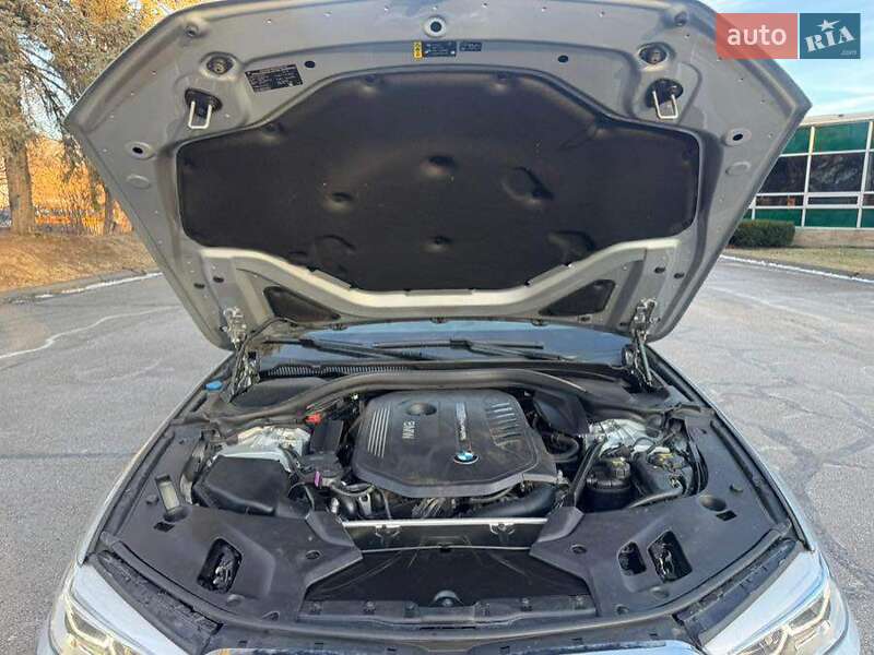 Седан BMW 5 Series 2017 в Киеве