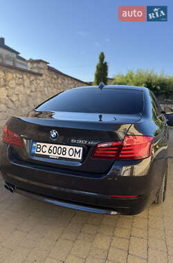 Седан BMW 5 Series 2011 в 