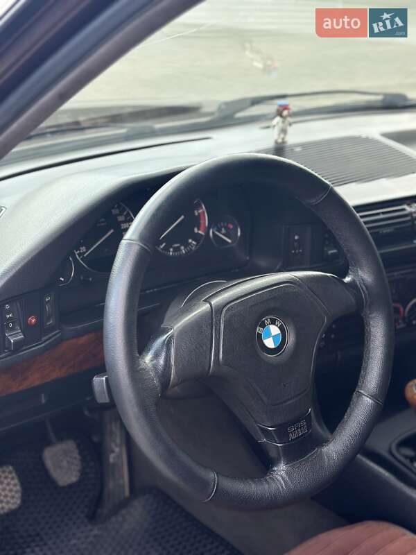 Седан BMW 5 Series 1995 в Болграде