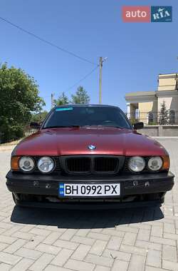 Седан BMW 5 Series 1993 в Болграді