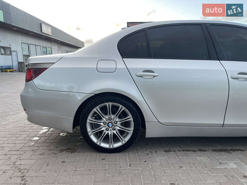 Седан BMW 5 Series 2003 в Вінниці