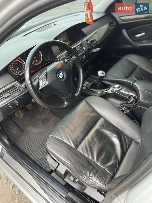 Седан BMW 5 Series 2003 в Вінниці