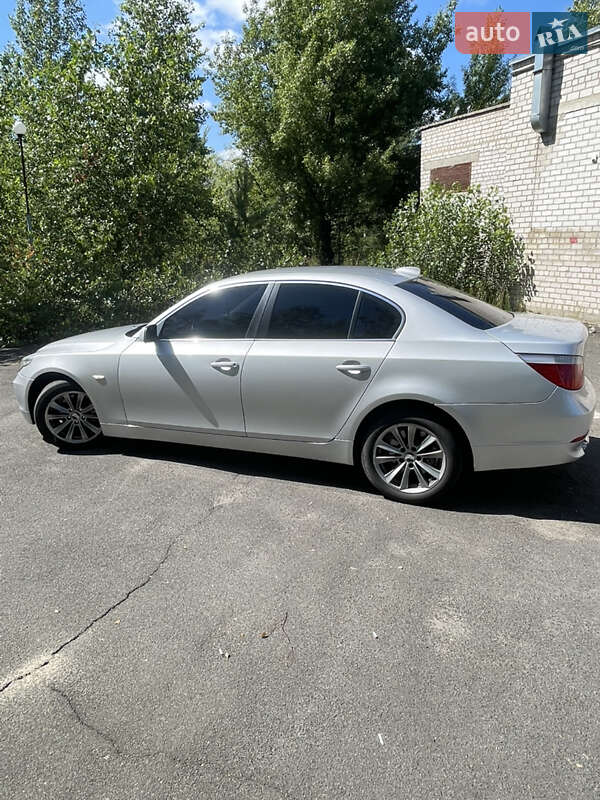 Седан BMW 5 Series 2003 в Киеве