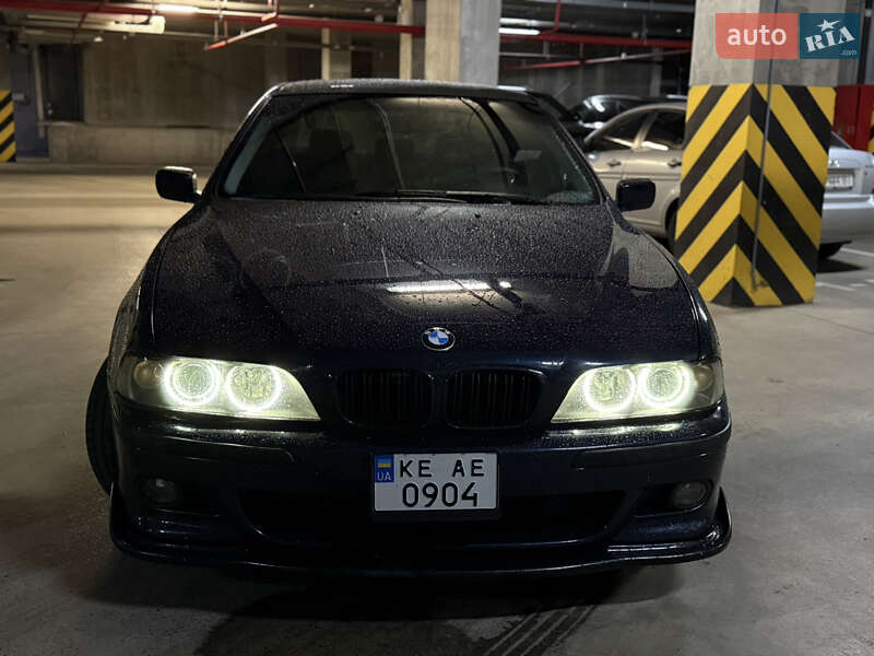BMW 5 Series 1998
