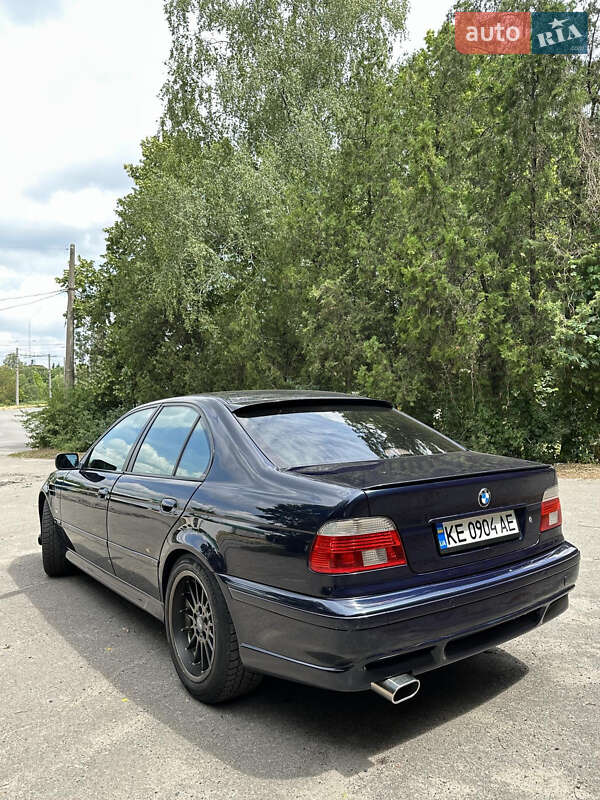 Седан BMW 5 Series 1998 в Харькове