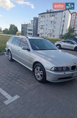 Универсал BMW 5 Series 2002 в  фото 8 Универсал BMW 5 Series 2002 в