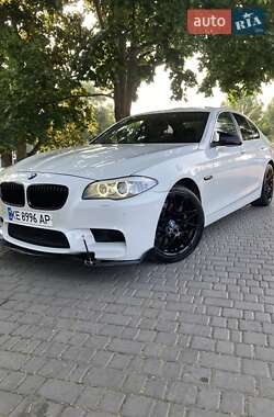 Седан BMW 5 Series 2012 в Каменском