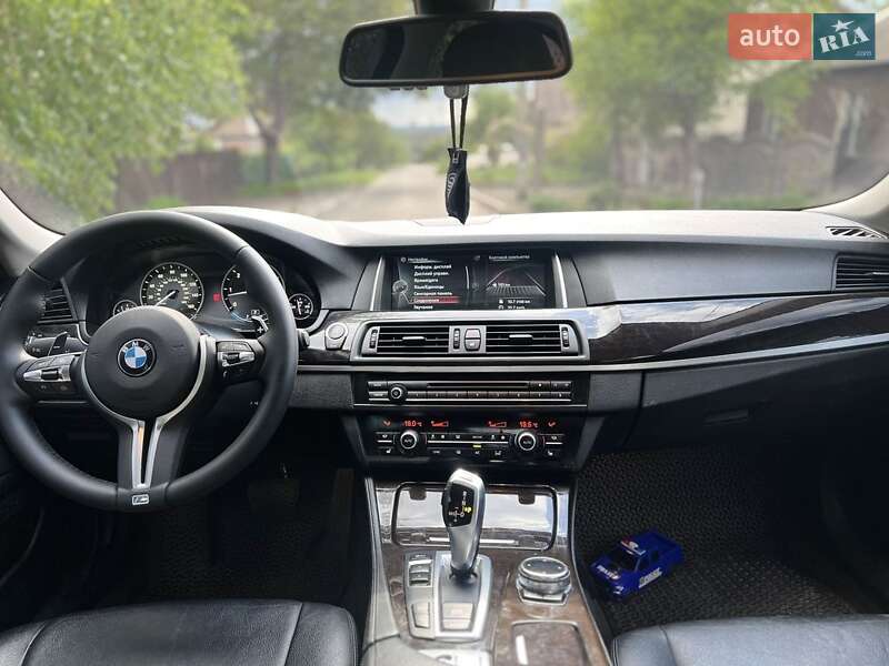 Седан BMW 5 Series 2013 в Запорожье