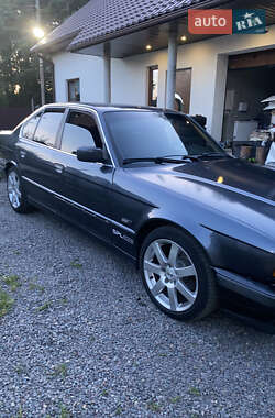 Седан BMW 5 Series 1995 в Ковелі
