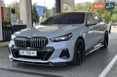 Седан BMW 5 Series 2024 в Днепре