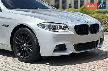 Седан BMW 5 Series 2015 в Ужгороде