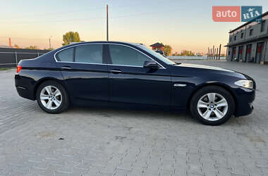 Седан BMW 5 Series 2013 в 