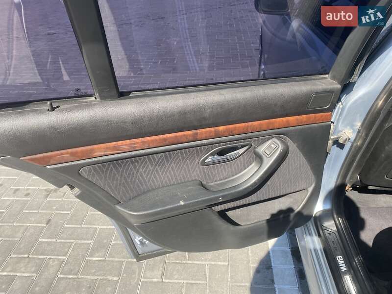 Универсал BMW 5 Series 2002 в Каменец-Подольском фото 3 Универсал BMW 5 Series 2002 в Каменец-Подольском