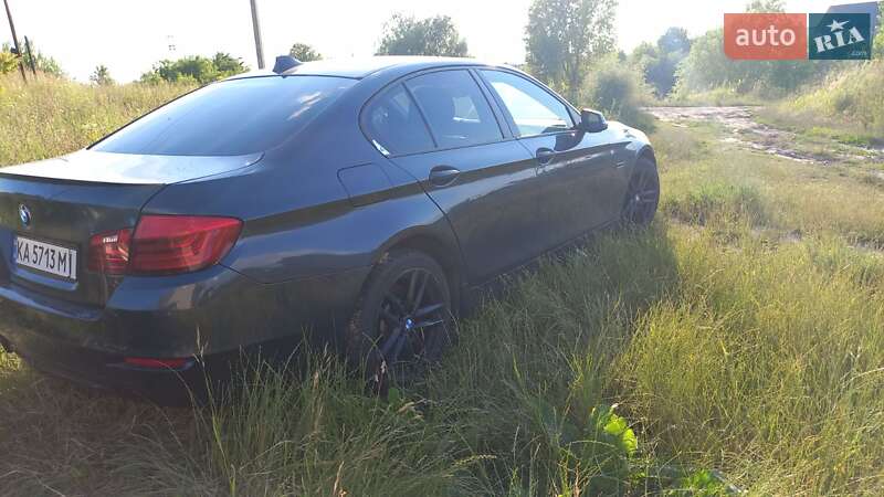 Седан BMW 5 Series 2014 в Нововолынске