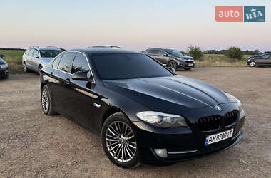 Седан BMW 5 Series 2010 в Кам'янець-Подільському
