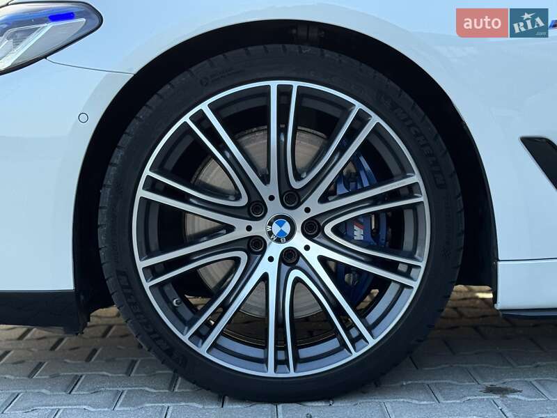 Седан BMW 5 Series 2017 в Тернополе