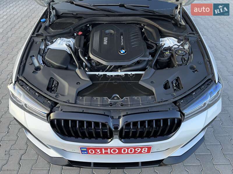 Седан BMW 5 Series 2017 в Тернополе