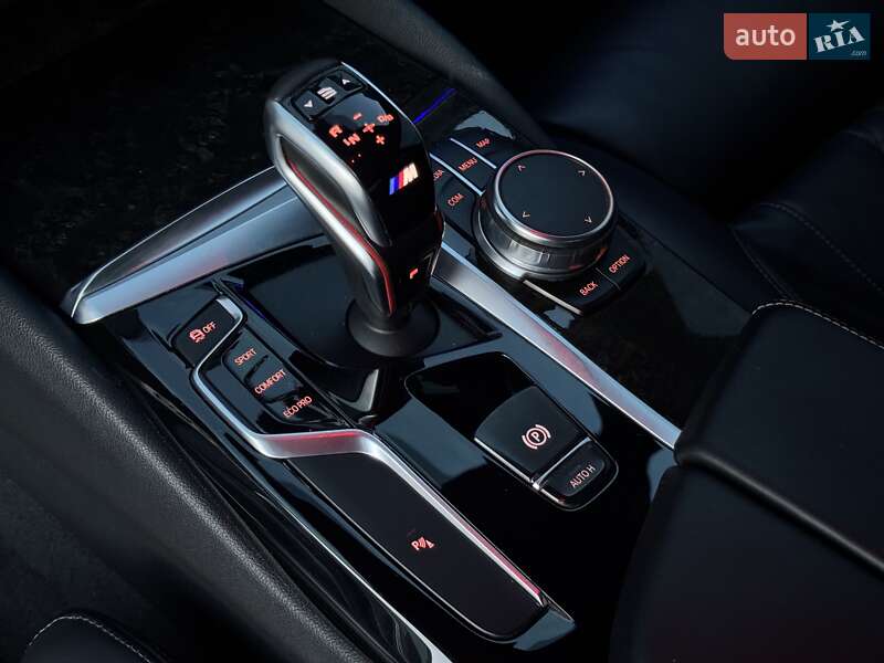 Седан BMW 5 Series 2017 в Тернополе