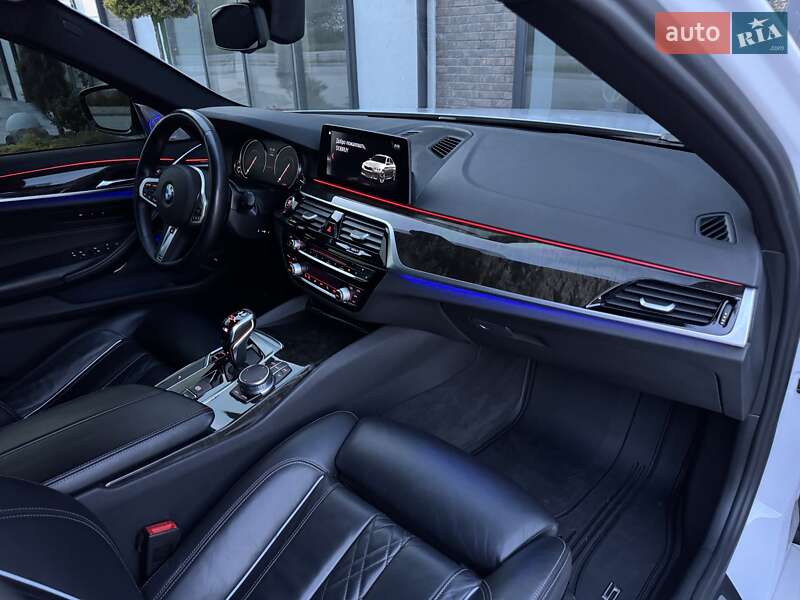 Седан BMW 5 Series 2017 в Тернополе