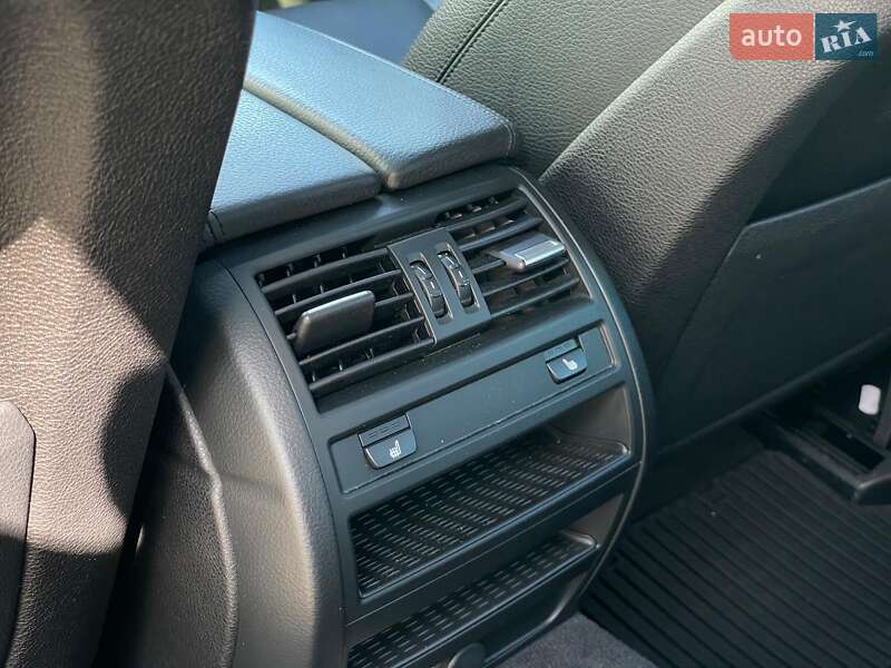 Седан BMW 5 Series 2015 в Києві