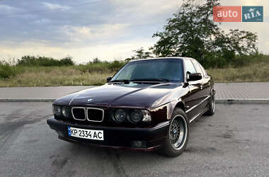 Седан BMW 5 Series 1993 в Запоріжжі