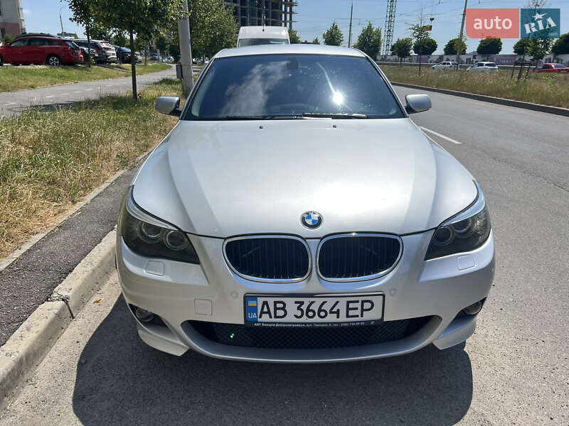 Седан BMW 5 Series 2007 в Калиновке