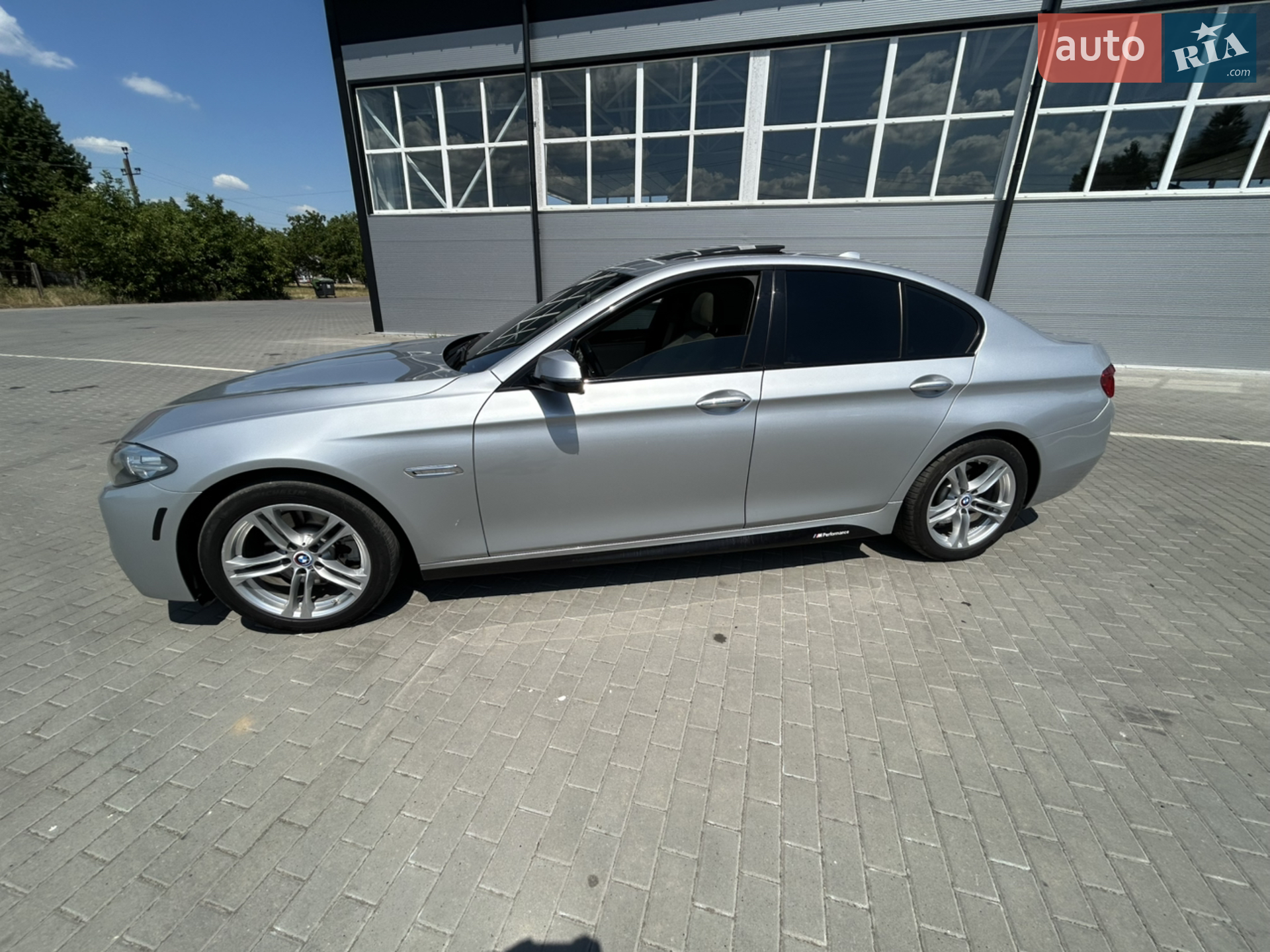 2015 BMW 5er - мініатюра 19