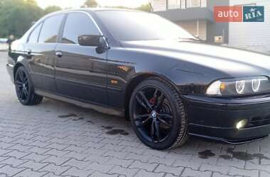 Седан BMW 5 Series 2000 в 
