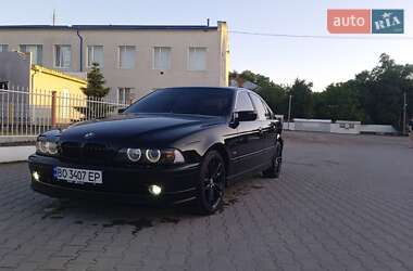 Седан BMW 5 Series 2000 в 