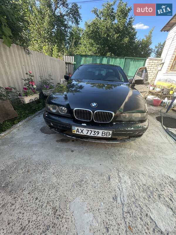 Седан BMW 5 Series 1999 в Харькове