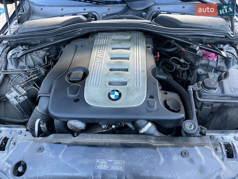 Універсал BMW 5 Series 2004 в Рівному