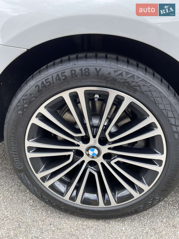 Седан BMW 5 Series 2018 в Киеве