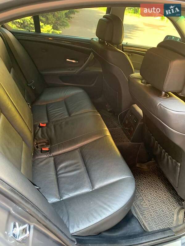 Седан BMW 5 Series 2007 в Кривому Розі
